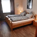 فندق مبيت وإفطار Gastehaus Am Calmont 4*