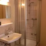 فندق مبيت وإفطار Gastehaus Am Calmont إيديغير إيلير