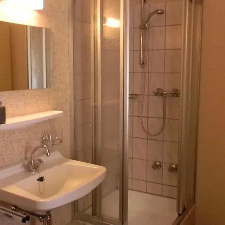 Bed & Breakfast Gastehaus Am Calmont Ediger-Eller