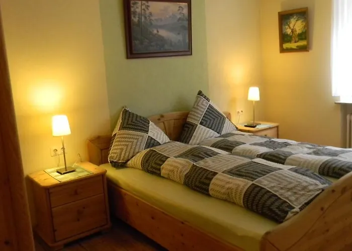 Gastehaus Am Calmont Couette-café Ediger-Eller