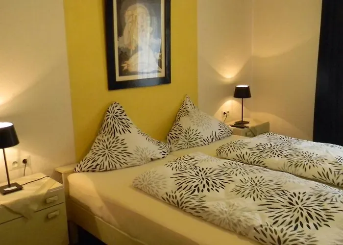 Gastehaus Am Calmont Couette-café