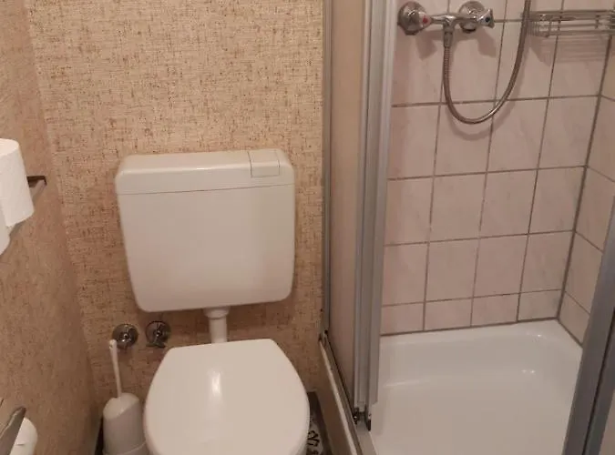 Gastehaus Am Calmont Ediger-Eller